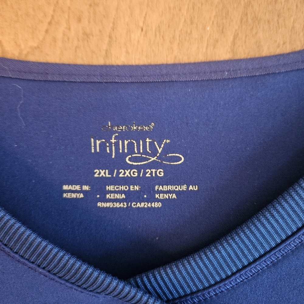 Infinity Scrub Top - Picture 3 of 6